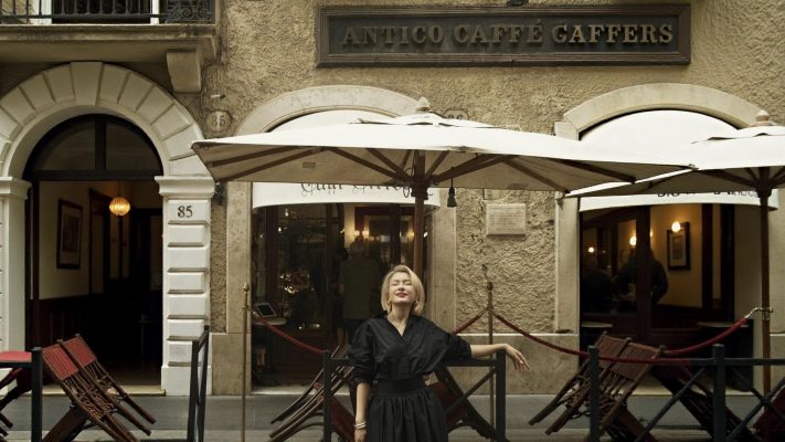 Mặt tiền Antico Caffè Greco – quán cà phê cổ nhất ở Rome và là một trong những quán cà phê cổ nhất thế giới
